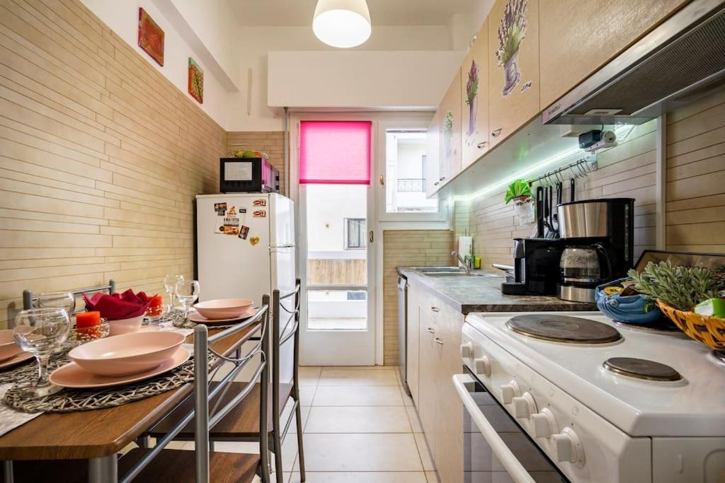 Athens Paradise Cozy 53 Sqm Apartament Near To Metro Eksteriør bilde