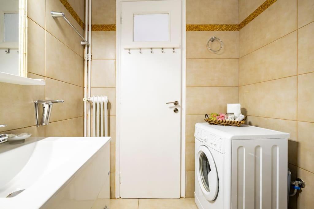 Athens Paradise Cozy 53 Sqm Apartament Near To Metro Eksteriør bilde